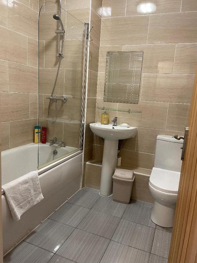 2 Bedroom Apartment In Kidderminster Extérieur photo