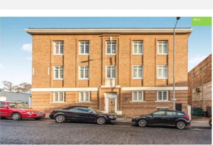 2 Bedroom Apartment In Kidderminster Extérieur photo